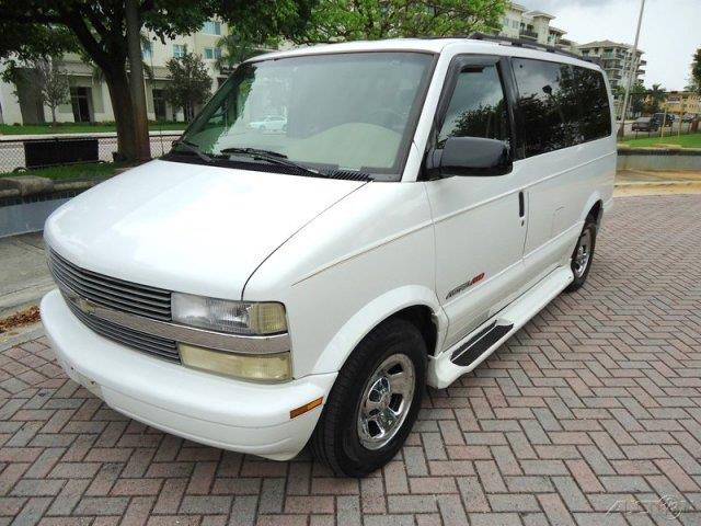 Chevrolet Astro 1999 photo 26