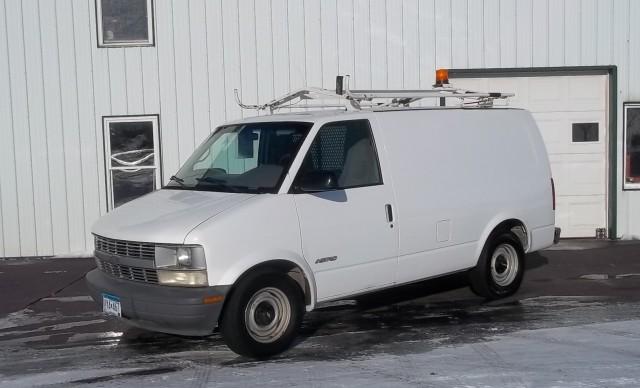 Chevrolet Astro 2000 photo 1