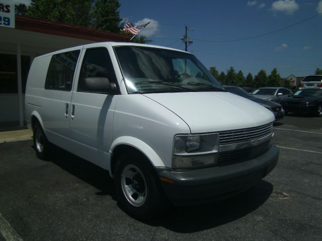 Chevrolet Astro 2000 photo 18