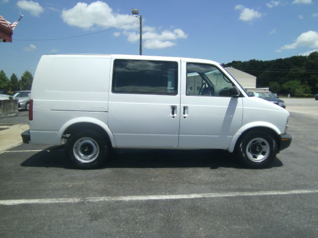 Chevrolet Astro 2000 photo 7