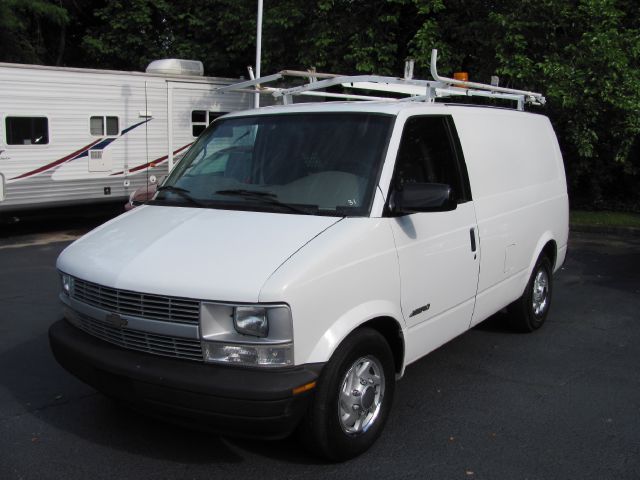 Chevrolet Astro 2000 photo 3