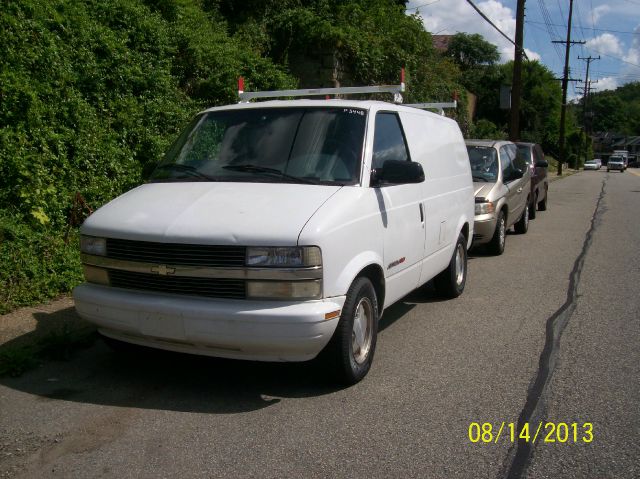 Chevrolet Astro 2000 photo 4