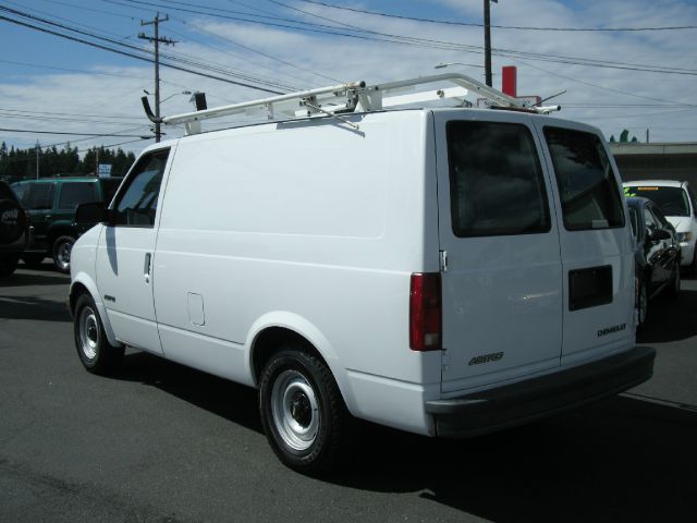 Chevrolet Astro 2000 photo 10