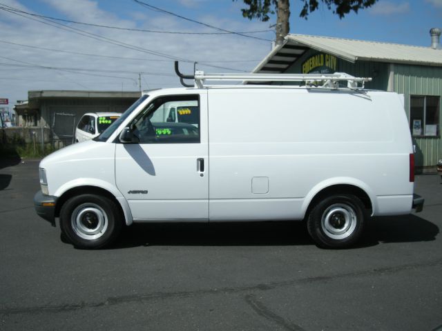 Chevrolet Astro 2000 photo 11