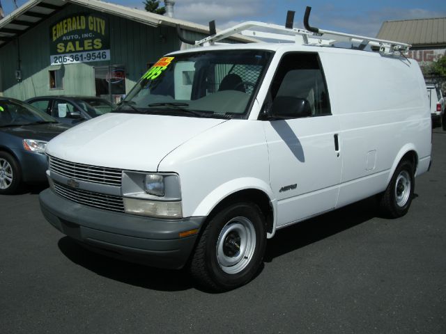 Chevrolet Astro 2000 photo 12