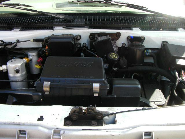 Chevrolet Astro 2000 photo 1