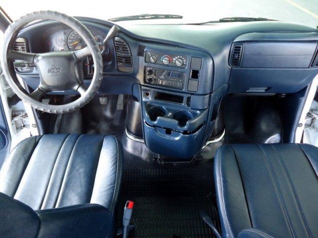 Chevrolet Astro 2000 photo 4