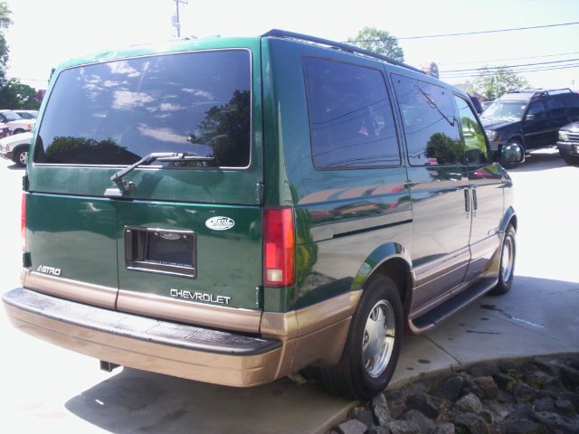 Chevrolet Astro EX - DUAL Power Doors Passenger Van