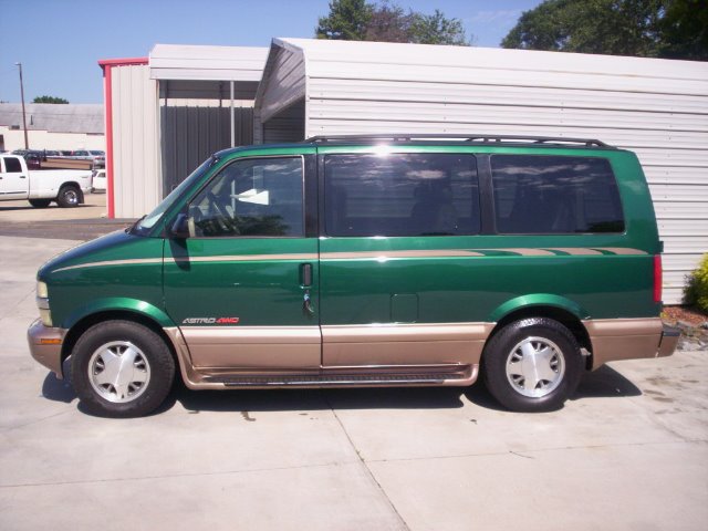 Chevrolet Astro 2000 photo 5