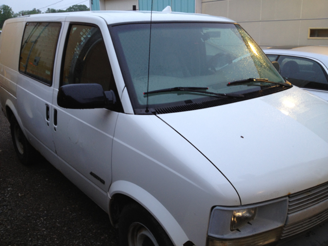 Chevrolet Astro 2000 photo 7