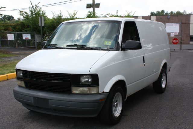 Chevrolet Astro Sport PZEV Passenger Van