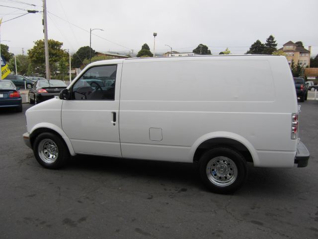 Chevrolet Astro Sport PZEV Passenger Van