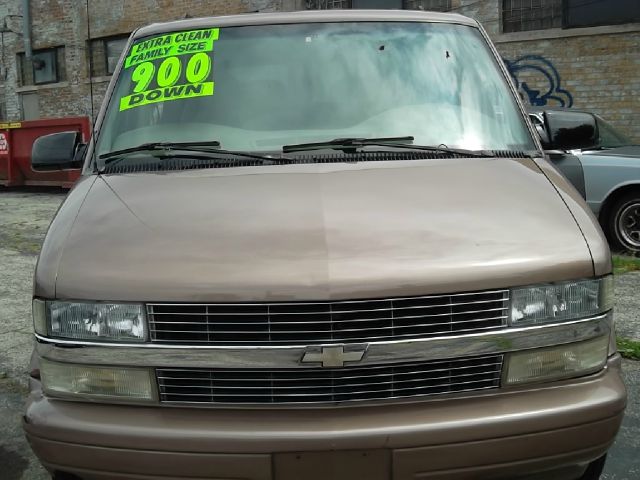 Chevrolet Astro 2002 photo 1