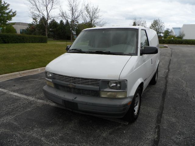 Chevrolet Astro 2002 photo 1