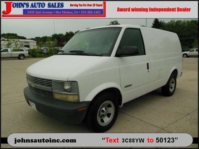 Chevrolet Astro 2002 photo 3