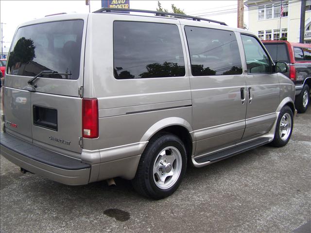 Chevrolet Astro 2003 photo 5