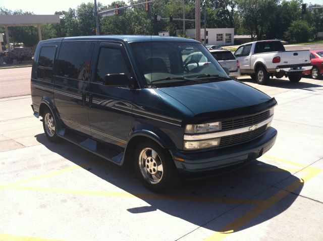 Chevrolet Astro 2003 photo 9