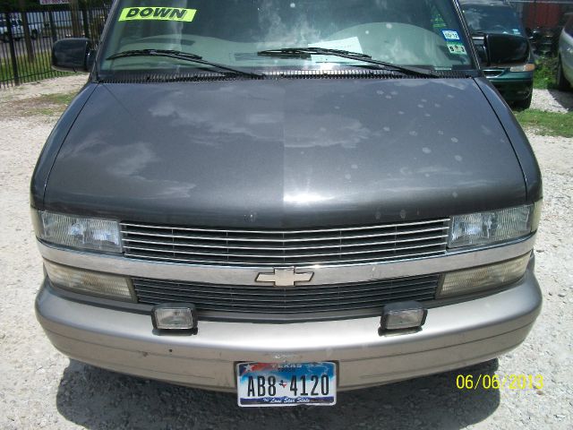 Chevrolet Astro 2003 photo 4