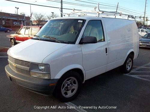 Chevrolet Astro 2003 photo 2