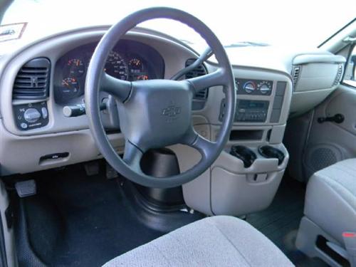 Chevrolet Astro 2003 photo 5