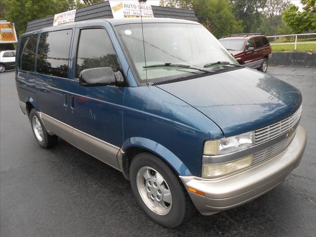 Chevrolet Astro 2003 photo 3