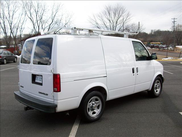 Chevrolet Astro 2003 photo 4