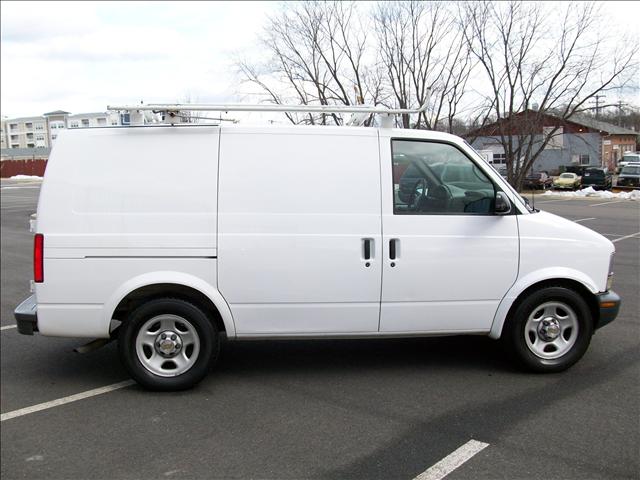 Chevrolet Astro 2003 photo 5