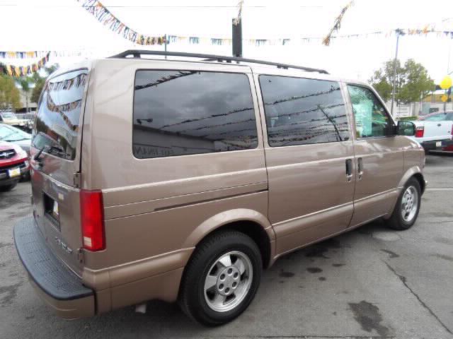 Chevrolet Astro 2003 photo 3