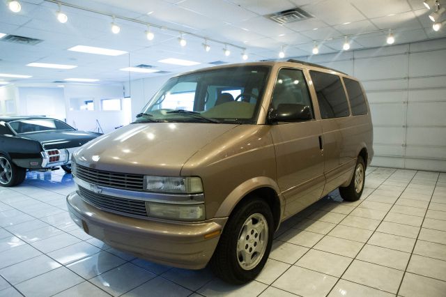 Chevrolet Astro 2004 photo 4