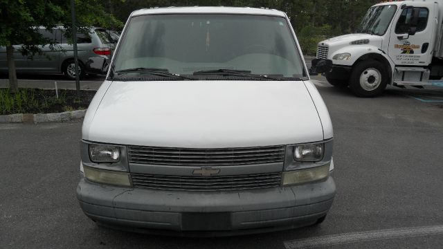 Chevrolet Astro 2004 photo 3