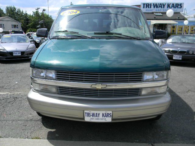 Chevrolet Astro 2004 photo 3