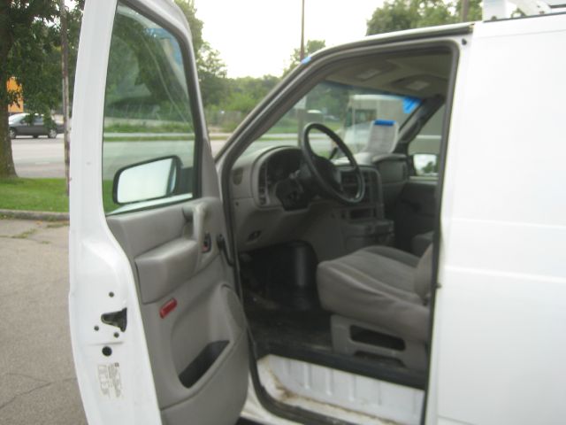 Chevrolet Astro 2004 photo 1