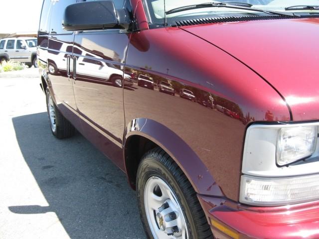 Chevrolet Astro 2005 photo 2