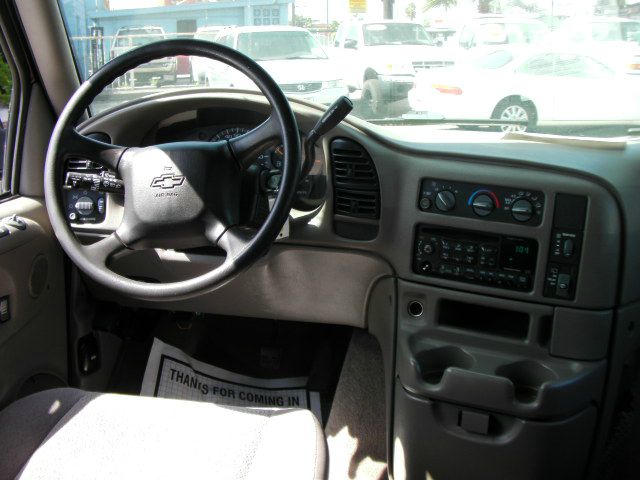 Chevrolet Astro 2005 photo 1