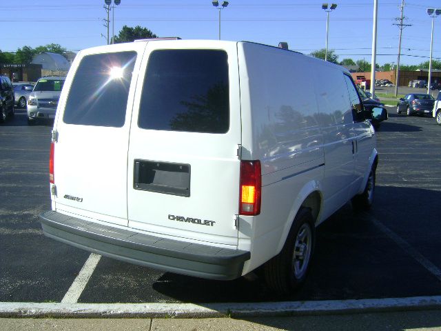 Chevrolet Astro 2005 photo 8