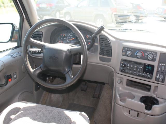 Chevrolet Astro 2005 photo 3