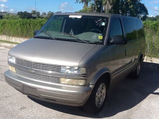 Chevrolet Astro 2005 photo 2