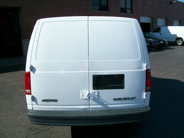 Chevrolet Astro 2005 photo 6