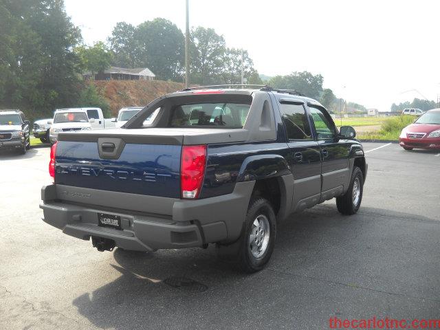 Chevrolet Avalanche 2002 photo 1