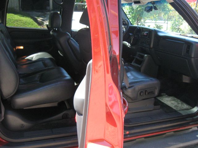 Chevrolet Avalanche 2002 photo 2