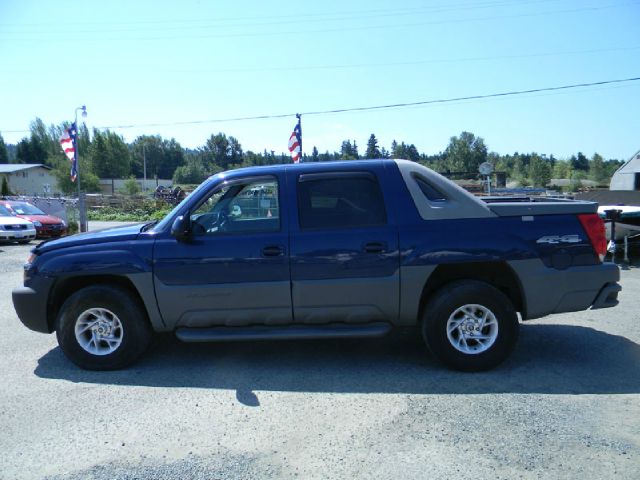 Chevrolet Avalanche C350 4dr Sdn 3.5L Sport RWD Sedan Pickup Truck