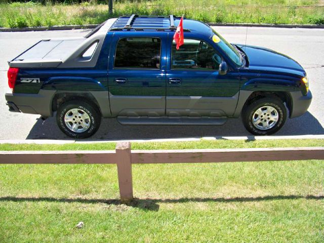 Chevrolet Avalanche 2002 photo 3