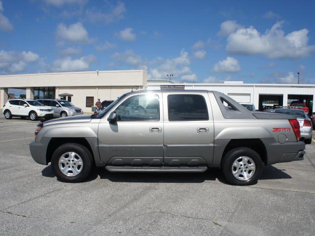 Chevrolet Avalanche 2002 photo 2