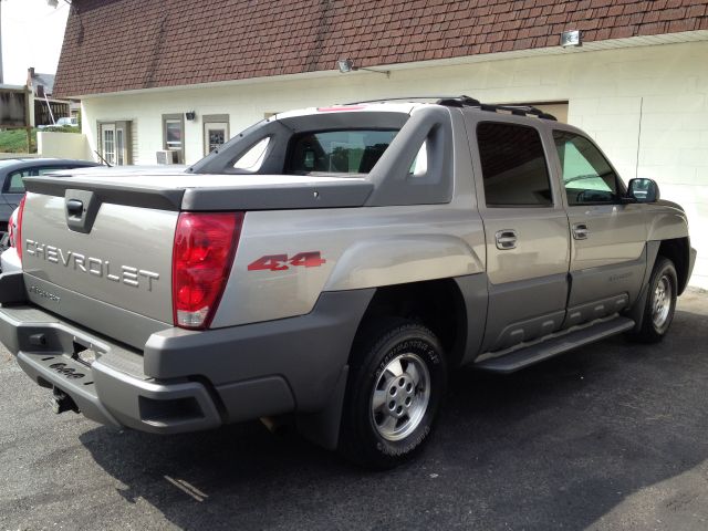 Chevrolet Avalanche 2002 photo 4