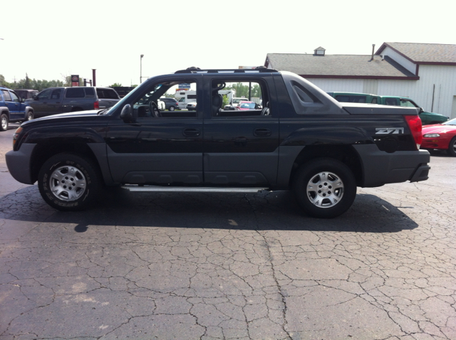 Chevrolet Avalanche 2002 photo 13