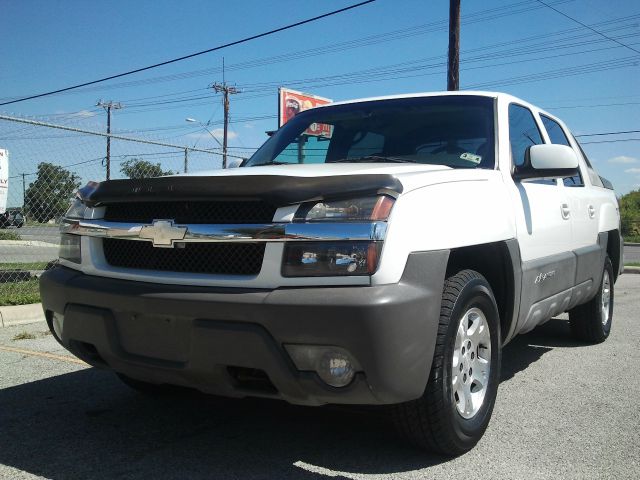 Chevrolet Avalanche 2002 photo 3