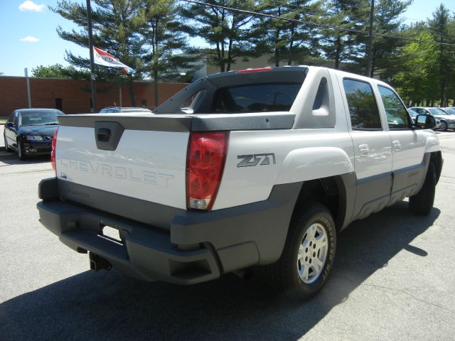 Chevrolet Avalanche 2002 photo 14