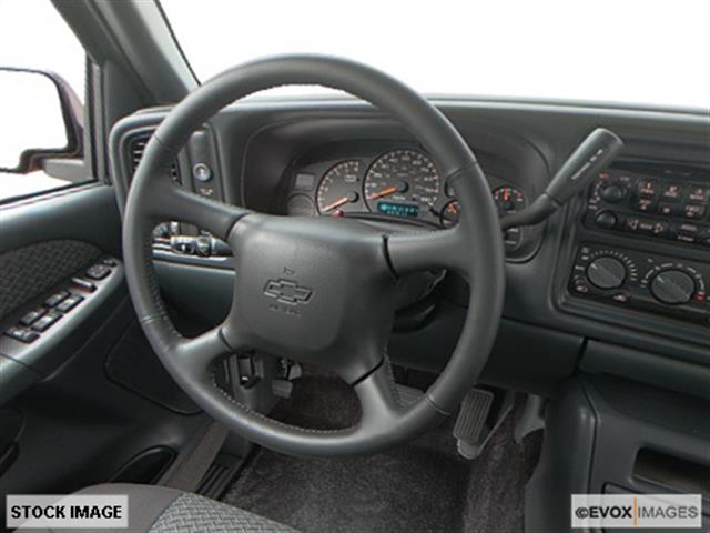 Chevrolet Avalanche 2002 photo 13