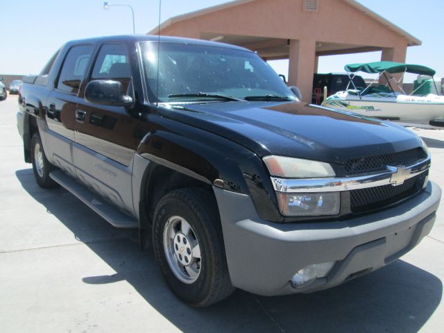 Chevrolet Avalanche 2002 photo 2