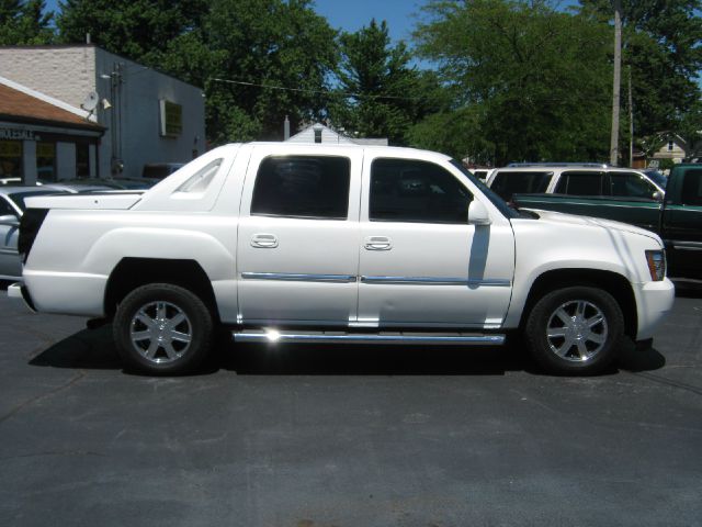 Chevrolet Avalanche 2002 photo 18